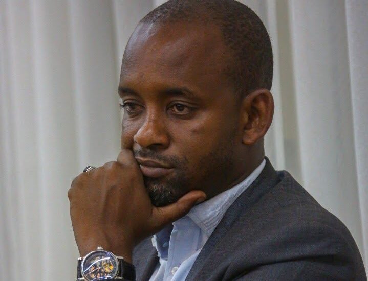 Editorial: Le moment est à l’union et à la solidarité! Par Ousmane Gandhy Ba