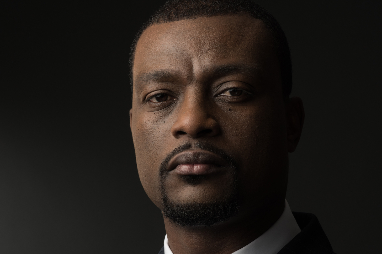 Mbour : L’ancien candidat à la Présidentielle en RDC, Francis Mvemba, placé en garde á vue