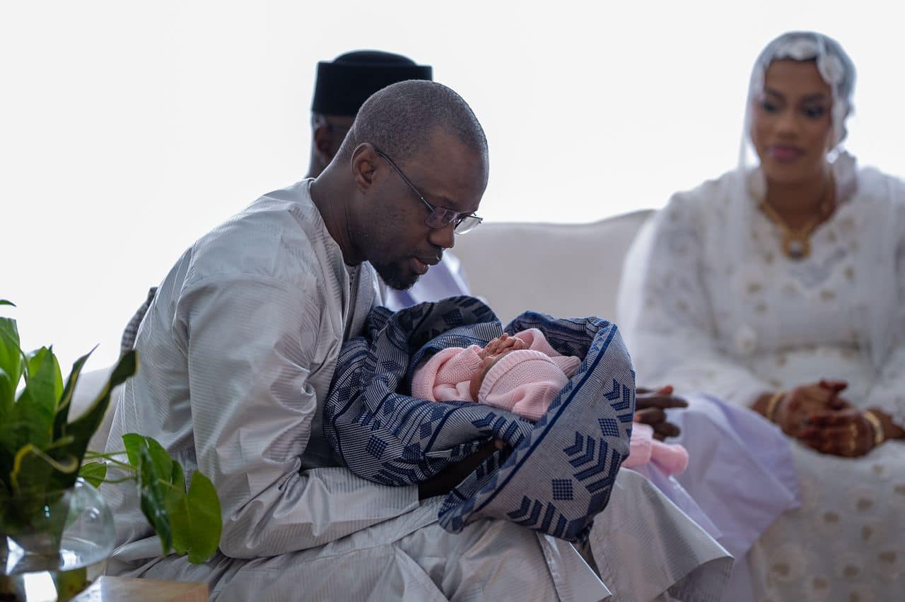 Baptême du bébé de la deuxième Dame : Le témoignage poignant de Sonko sur Diomaye Faye
