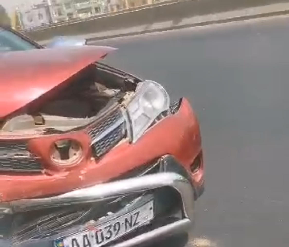 Collision entre un véhicule 4×4 et une moto-tricycle