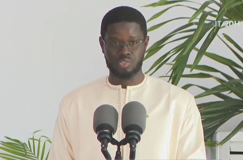 Décès du Pape François : le Président Diomaye Faye salue « une espérance vivante pour des millions de croyants »