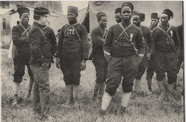 THIAROYE 1944 : les preuves enfouies du massacre refont surface