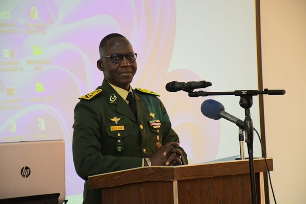 Armée : Le Général Mbaye Cissé victime d’une vaste arnaque impliquant des investisseurs turcs