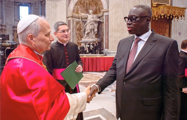 Au Vatican, Jean Baptiste Tine reçu par le Pape Léon XIV