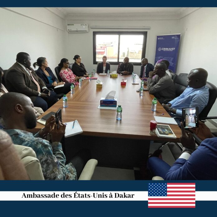 Lutte contre la criminalité financière : l’Ambassade des États-Unis offre plus de 30 ordinateurs portables au Pôle Judiciaire Financier