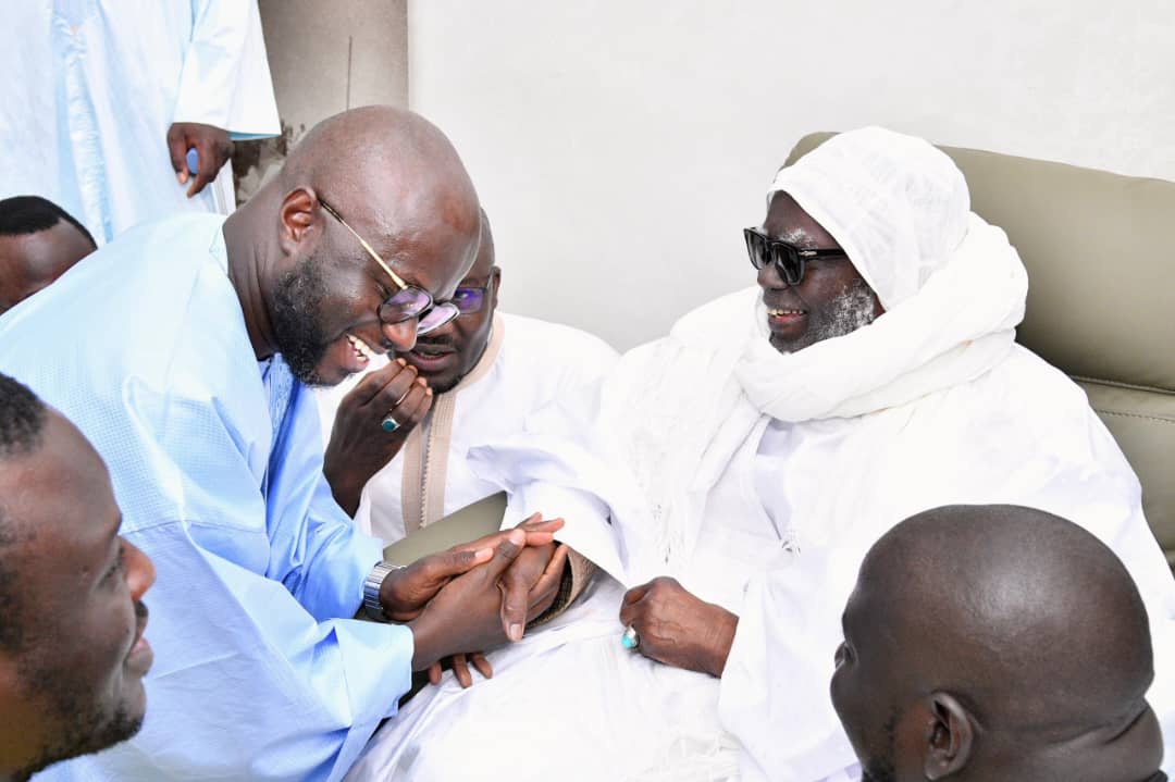 Touba : le Président de l’Assemblée nationale El Malick Ndiaye reçu par le Khalife général des Mourides