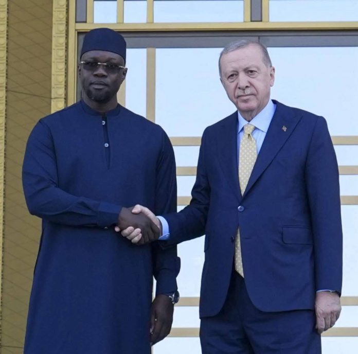 Diplomatie : Ousmane Sonko reçu par Recep Tayyip Erdogan à Ankara