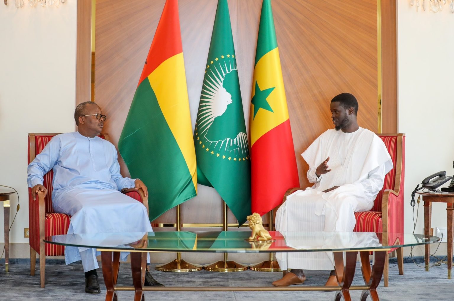 Analyse Économique Comparative : Le Sénégal face à la Guinée, un dépassement temporaire ?( Par Dr. Seydina Oumar Seye )