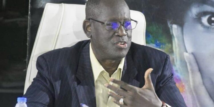 L’AFRIQUE ET L’HOMME QUI « NE FAISAIT RIEN » Ou quand penser devient un acte subversif (Par Chérif Salif Sy)