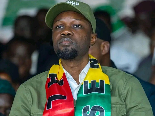 12 octobre 2023 – Réintégration d’Ousmane Sonko dans les listes électorales : un tournant judiciaire éphémère