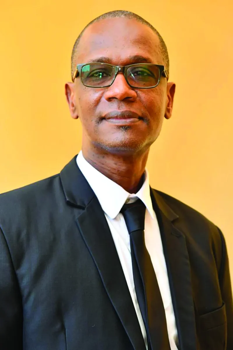 La chronique, art de la nuance dans un monde d’excès  (Par Sidy Diop)