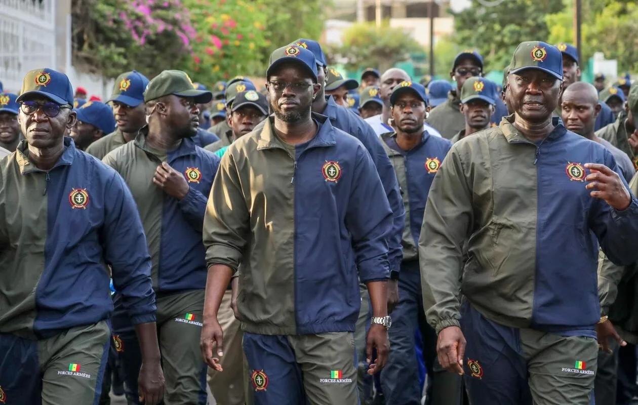 Le chef de l’Etat clôture la semaine des Forces armées par une randonnée pédestre