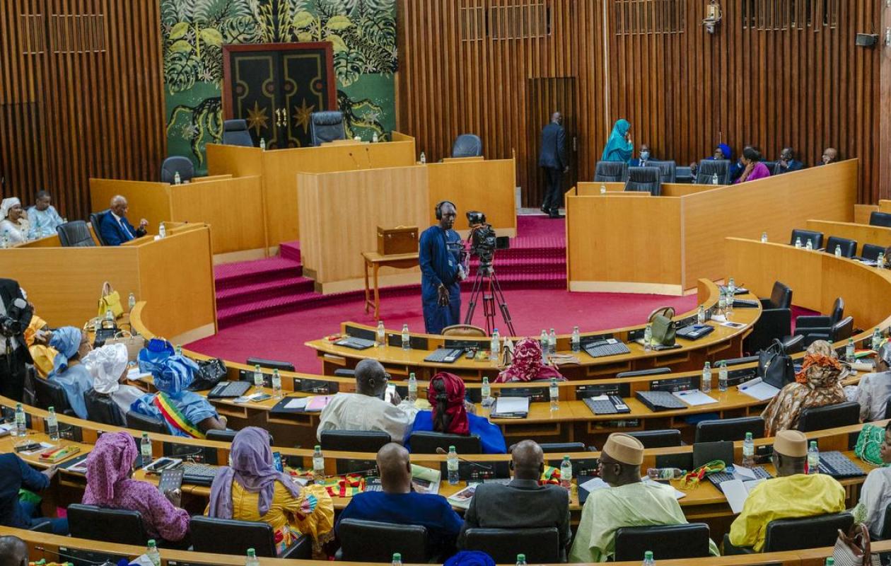 Posture des députés Pastef dans la crise au sommet de l&rsquo;État : Détermination partisane ou autonomie par rapport à l&rsquo;exécutif ?