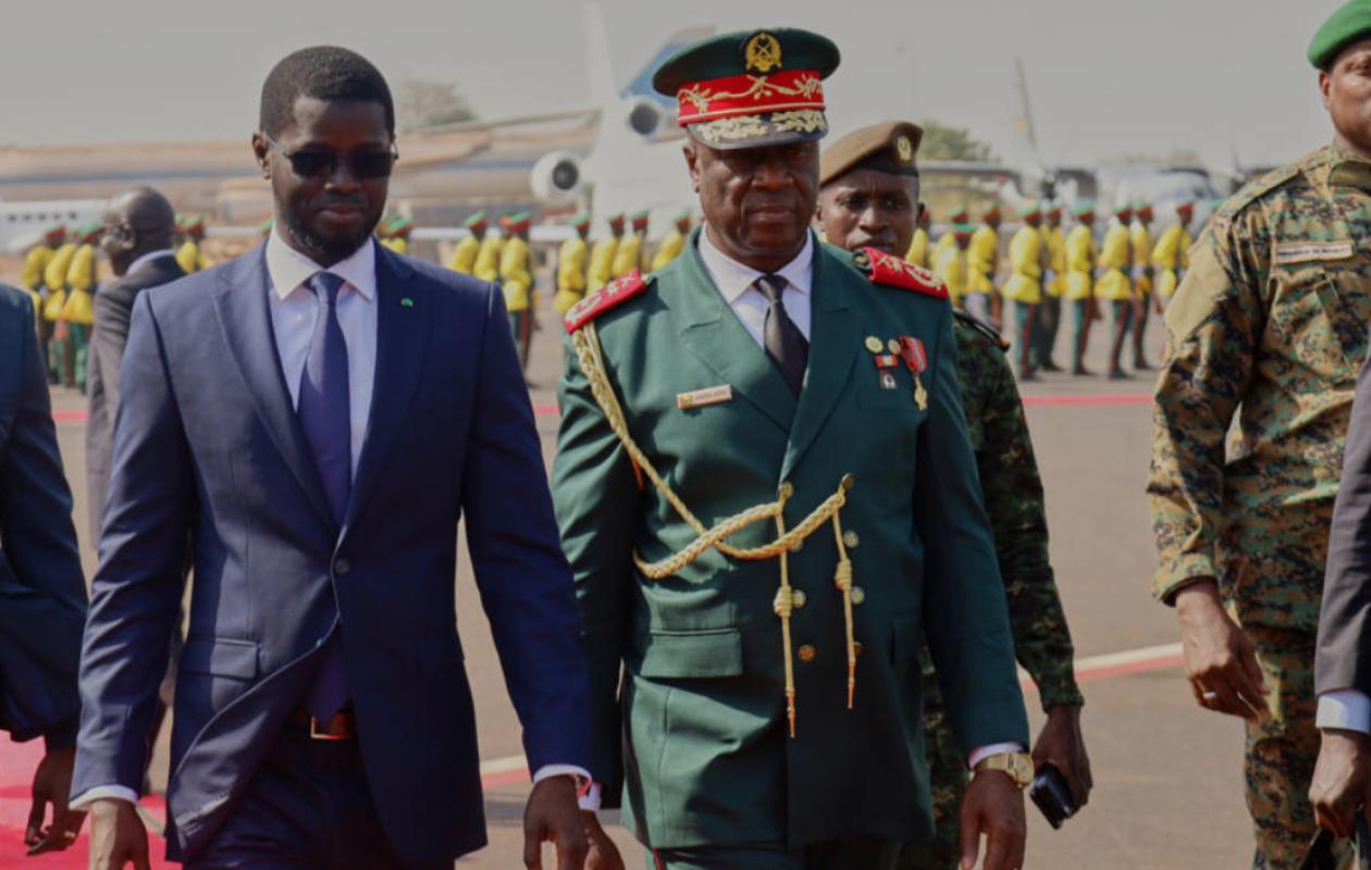 Guinée-Bissau: discussions entre la junte, Diomaye Faye et Cie sur une transition politique