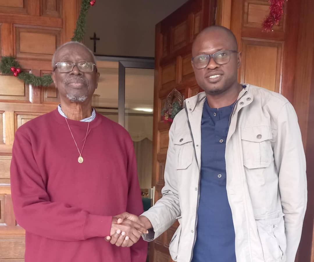 Ziguinchor : Idrissa Benjamin SANÉ multiplie les rencontres avec les figures de référence de la ville.