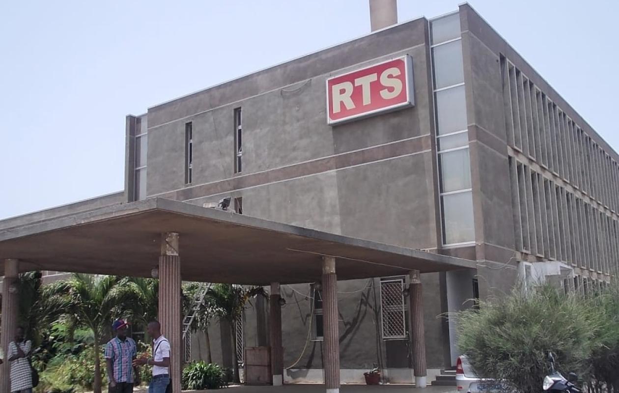 RTS : Les syndicats dénoncent des manquements et quittent la table des négociations