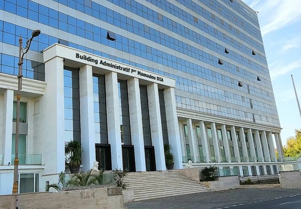 Trop d’agences pour trop peu de résultats: comprendre la cacophonie du secteur parapublic sénégalais (Par Lansana Gagny SAKHO)