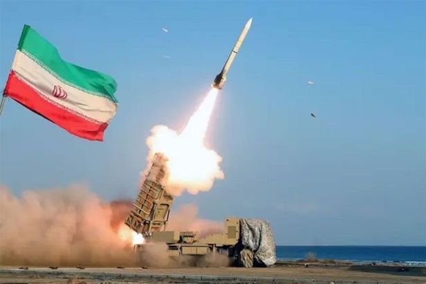 Iran : les Gardiens de la Révolution frappent Tel-Aviv, Beersheva et une base en Jordanie