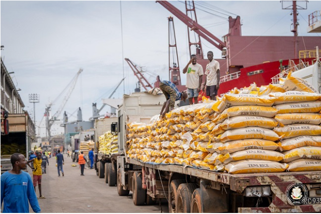 Riz: La crise au Moyen-Orient freine les exportations indiennes et inquiète les marchés africains (Par Narcisse Angan)