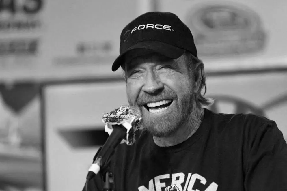 Nécrologie – Une grande star de Hollywood, Chuck Norris, décède d’un malaise