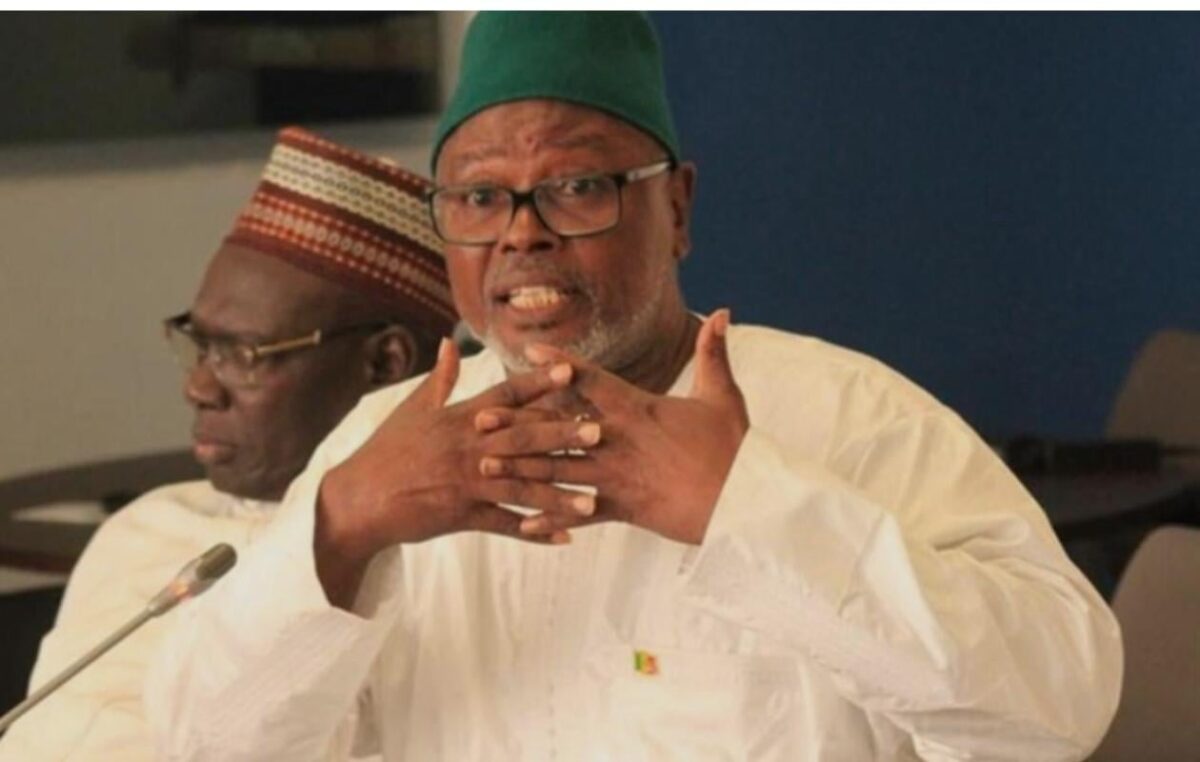 Société « si vile » : Ciblé par Yoor Yoor, Alioune Tine sort de ses gonds !