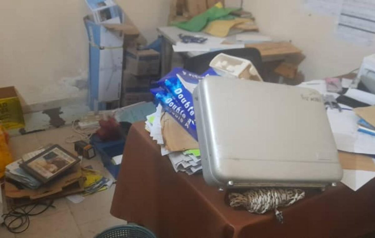 Boutoute : Le bloc administratif du CEM cambriolé