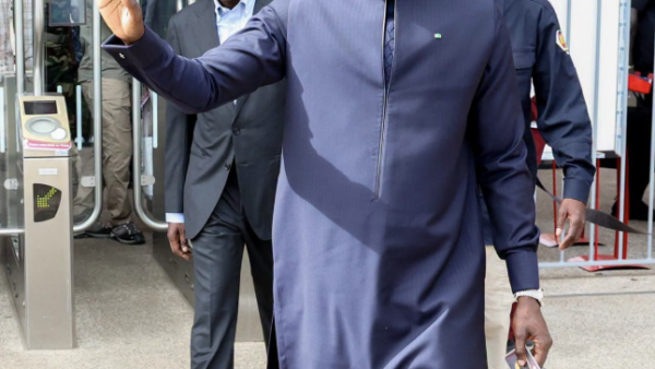 Sébikotane : Les travaux de la gare du TER  lancés par le président de la République