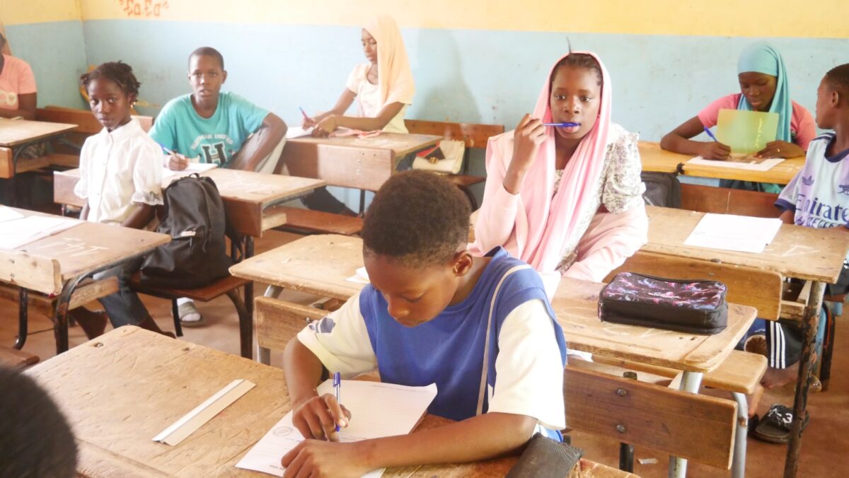 Kédougou : Tournée dans les centres du CFEE 2026, le Gouverneur est satisfait