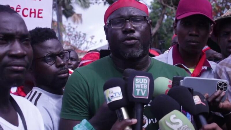 Ziguinchor : Les acteurs de la pêche marchent pour dénoncer l’état de dégradation de la route menant au quai de Boudody