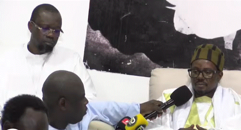 Touba : Ousmane Sonko réaffirme son attachement à la ville sainte et reçoit les encouragements de Serigne Bassirou Mbacké Abdou Khadr