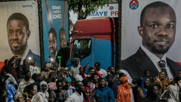 Bras de fer constitutionnel : Pourquoi Bassirou Diomaye Faye choisit le référendum contre Ousmane Sonko