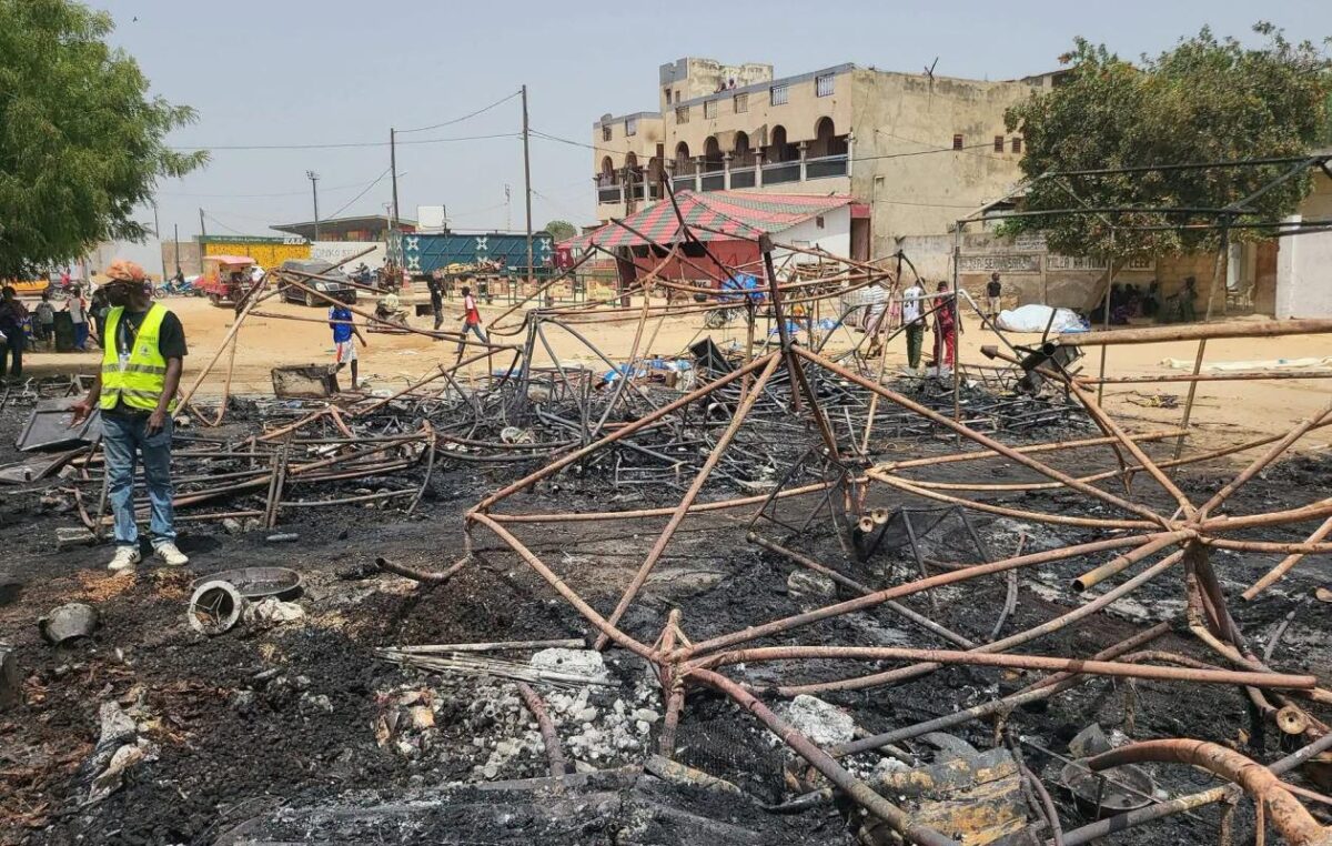 Incendie à la foire de Hersent : le maire de Thiès-Est exprime son soutien aux sinistrés