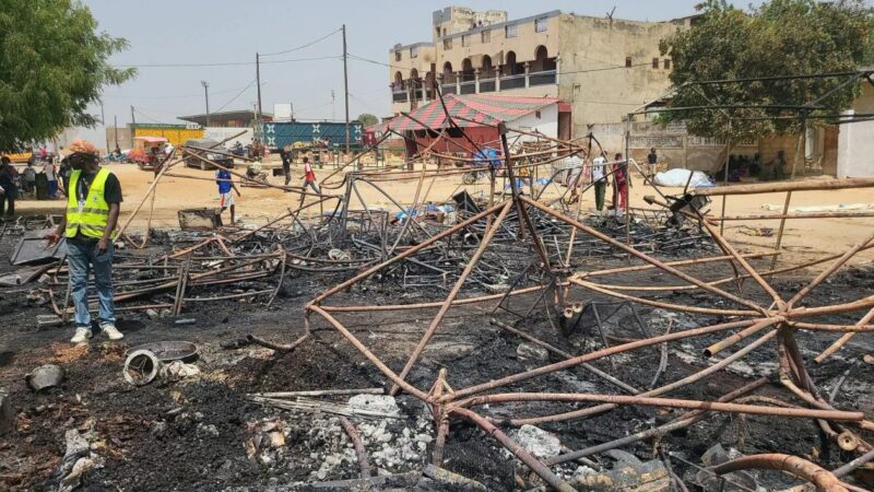Incendie à la foire de Hersent : le maire de Thiès-Est exprime son soutien aux sinistrés