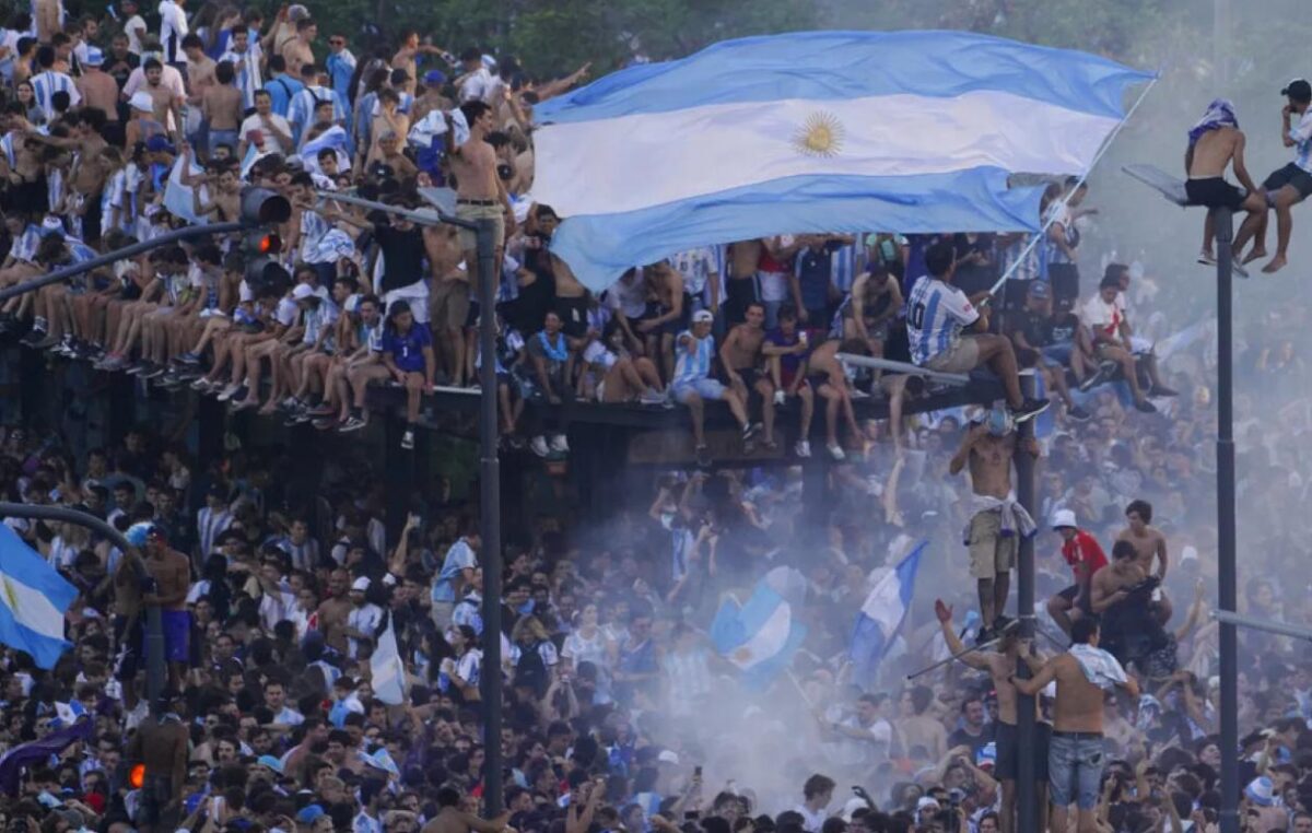 Argentine : la finale perdue contre l’Espagne tourne au drame, deux supporters perdent la vie