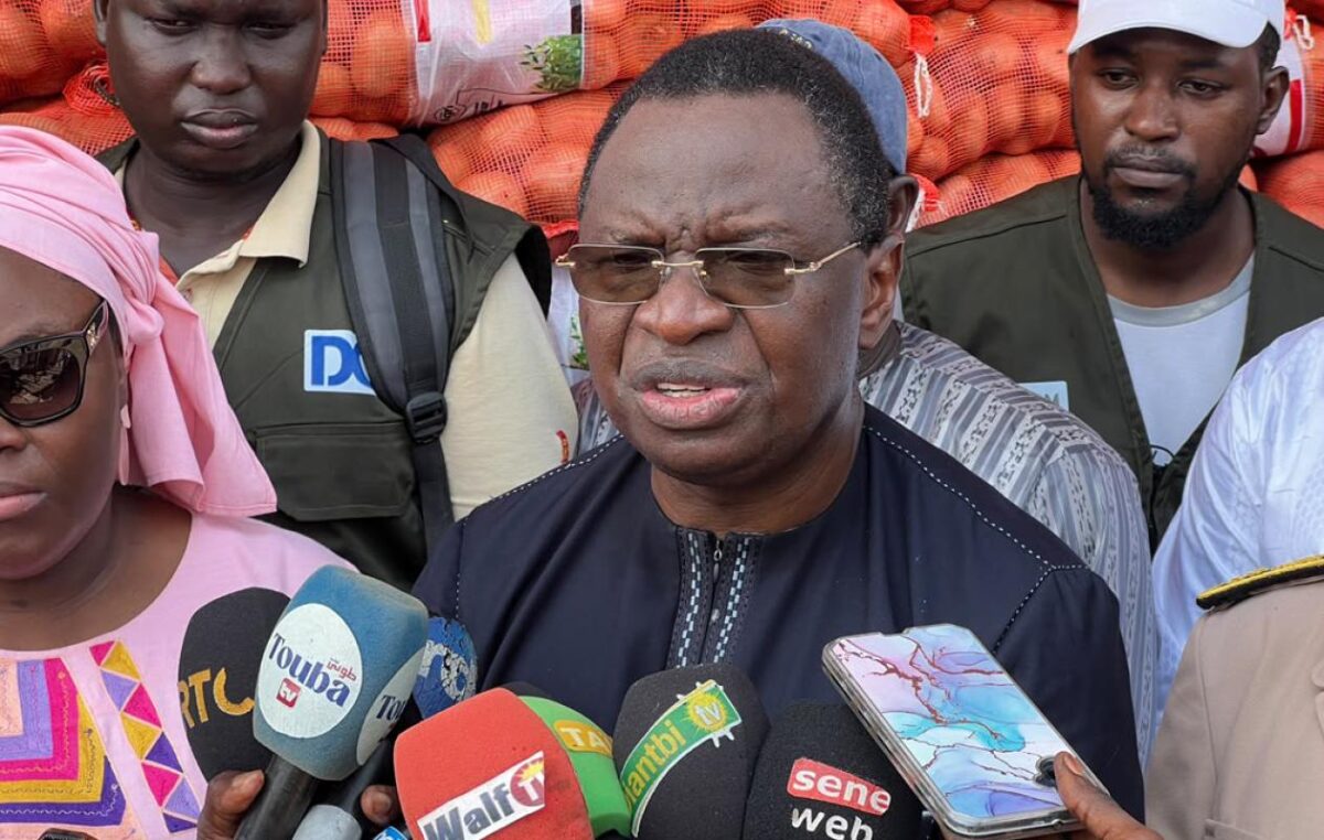 Préparatif du grand Magal : Le ministre du Commerce visite les marchés de Touba et rassure la population
