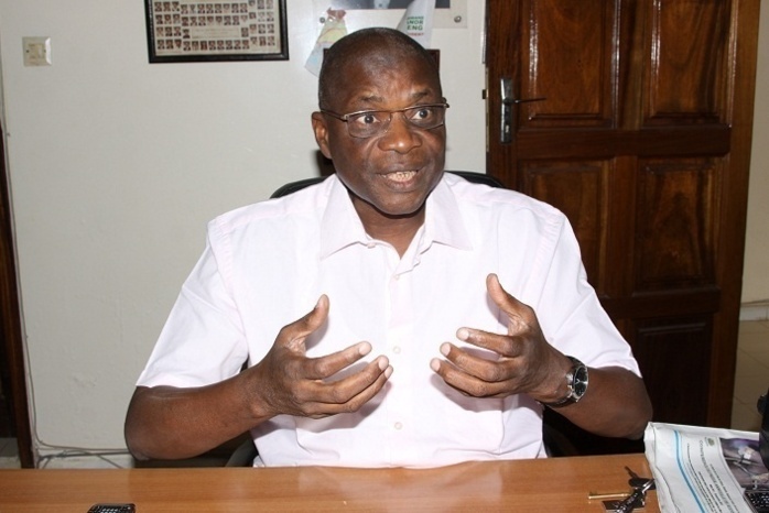 Contribution : La passation de services n’est pas un meeting politique (Par Abdoul Aziz Tall)