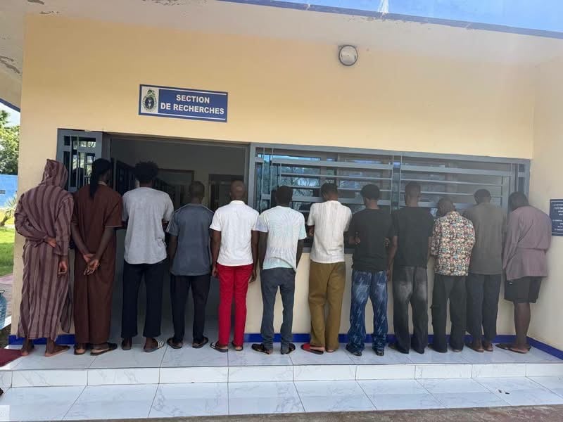 Urgent: Après des jours de garde à vue, les 12 présumés homosexuels de Ziguinchor déférés au parquet