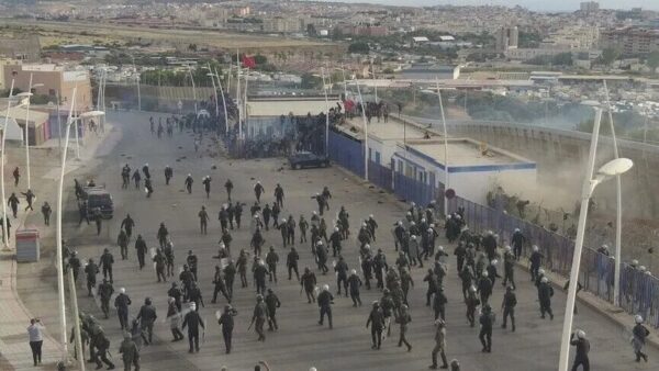 Nouveaux affrontements à la frontière Maroc-Melilla après des tentatives de passage