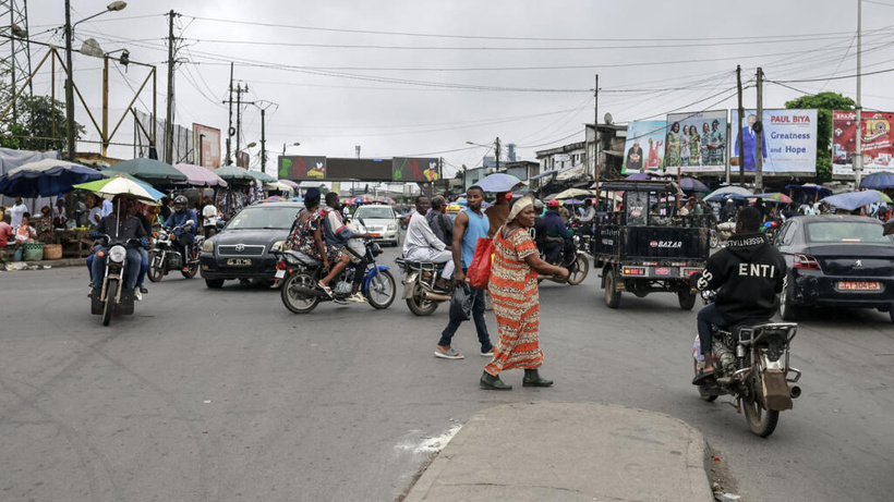 Cameroun : le gouvernement assure que Biya «est en vie» et qu’il «n’y a aucune vacance du pouvoir»