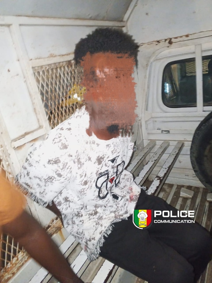 Drame familial à Guinaw-rails : Un jeune homme poignarde mortellement son frère aîné