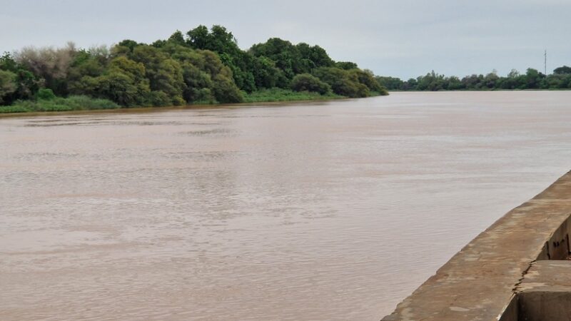 Alerte crue : Le fleuve Gambie menace de déborder à Kédougou, le seuil d’alerte à moins de 50 centimètres