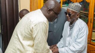 Visite à Tivaouane et Médina Baye : le Dr Abdoulaye Niane réaffirme l’engagement de la DER/FJ aux côtés des foyers religieux
