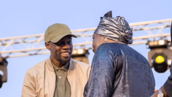 « Aminata Touré aurait perçu 2 milliards 136 millions de FCFA au CESE », exprime Ousmane Sonko