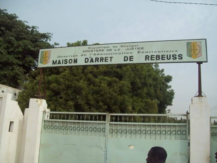 Visite surprise à Rebeuss : le ministre de la Justice inspecte les cellules les plus surchargées