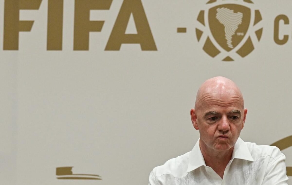 La Fédération Néo-zélandaise de Football retire son soutien à Infantino