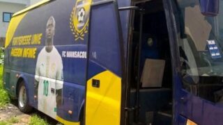 Bambali : Sadio Mané équipe toutes les ASC et offre un bus au FC Mansacounda (Photos)
