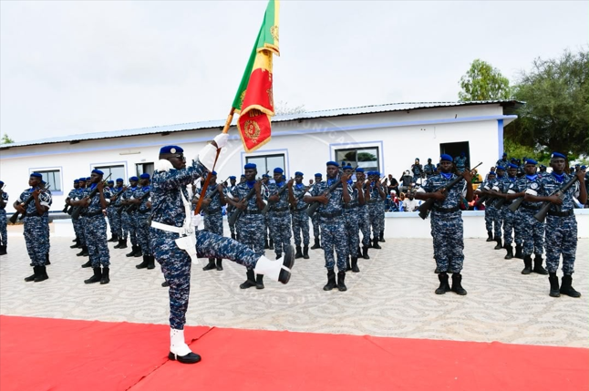 Kébémer : 415 jeunes gendarmes auxiliaires franchissent une étape symbolique avec la présentation au drapeau