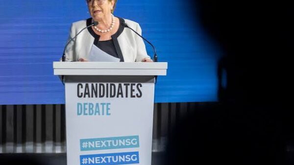 Michelle Bachelet retire sa candidature au poste de Secrétaire générale de l’ONU
