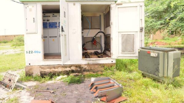 Deux installations de la Senelec vandalisées à Sebikotane et Khodoba