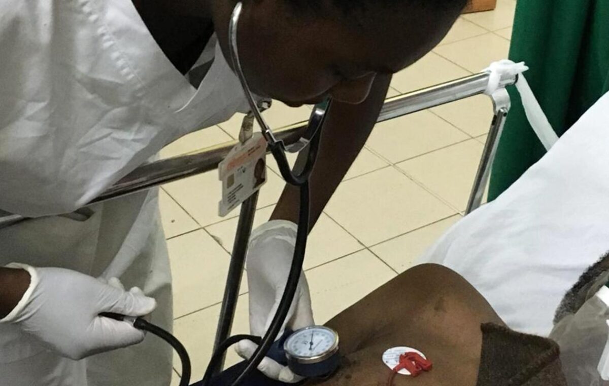 Mbour : roué de coups par sa belle-famille, un agent de sécurité admis à l’hôpital